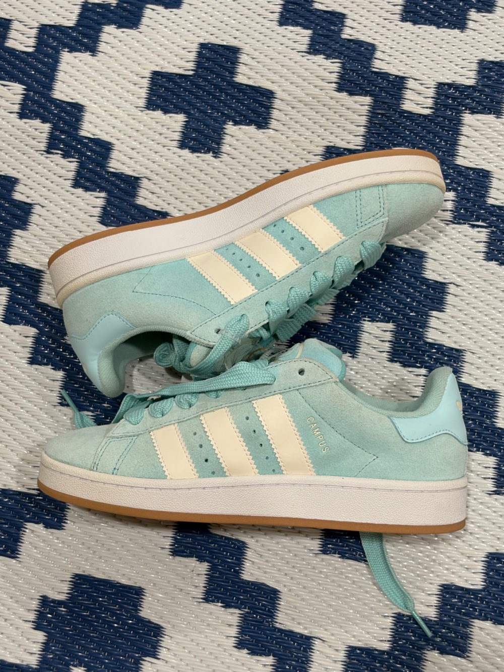 Adidas Campus Women's Fashion Sneakers Light Blue Size 8.5
